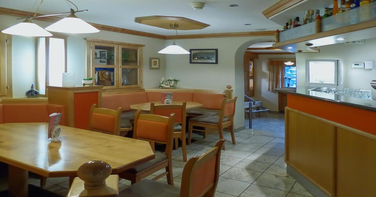 Garnihotel Zur Linde - Bayerischer Wald - Aktivcard Mit 154 Kostenfreien Leistungen - Kostenloser Parkplatz โลห์แบร์ก ภายนอก รูปภาพ