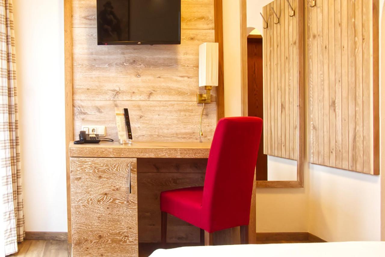 Garnihotel Zur Linde - Bayerischer Wald - Aktivcard Mit 154 Kostenfreien Leistungen - Kostenloser Parkplatz โลห์แบร์ก ภายนอก รูปภาพ