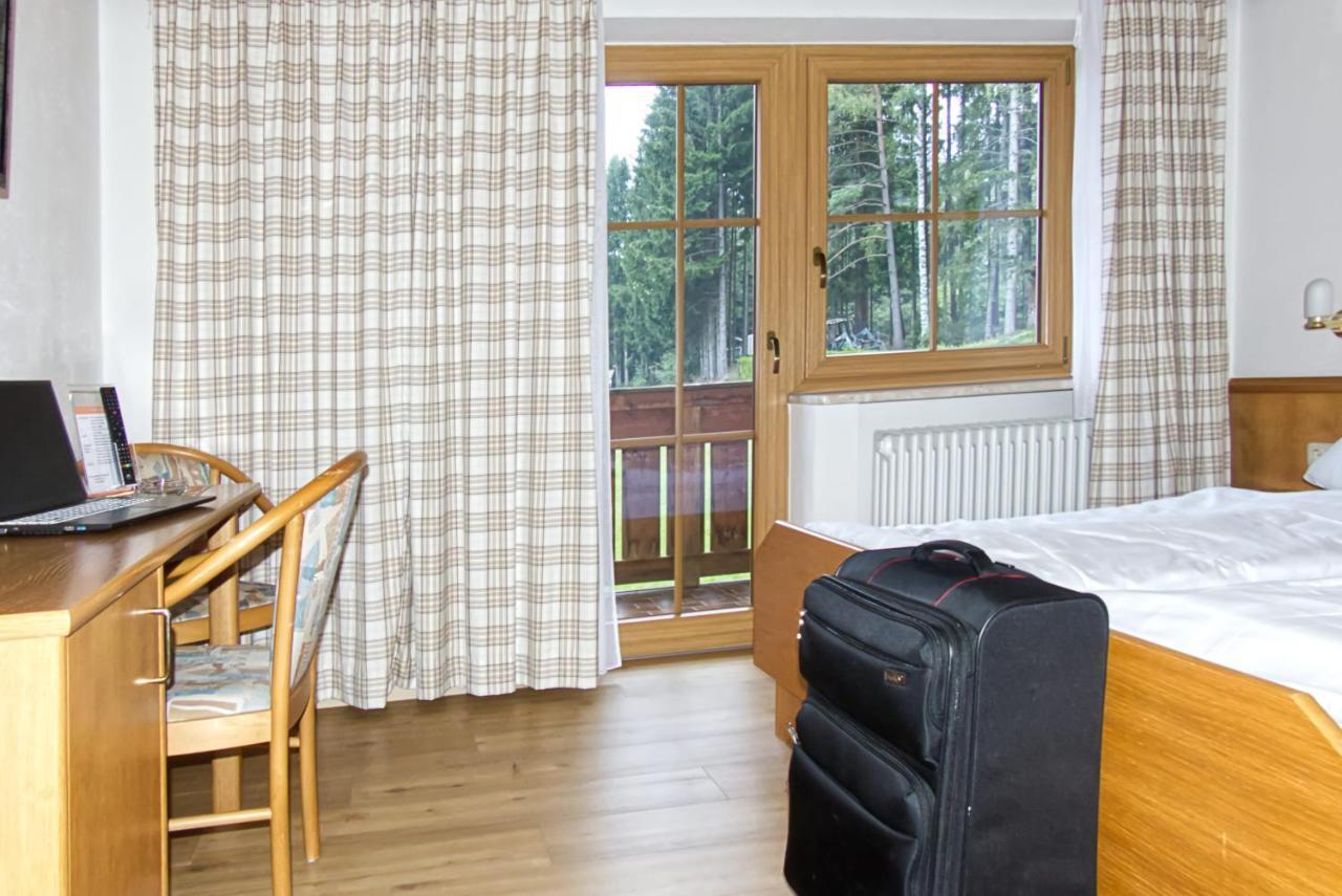 Garnihotel Zur Linde - Bayerischer Wald - Aktivcard Mit 154 Kostenfreien Leistungen - Kostenloser Parkplatz โลห์แบร์ก ภายนอก รูปภาพ