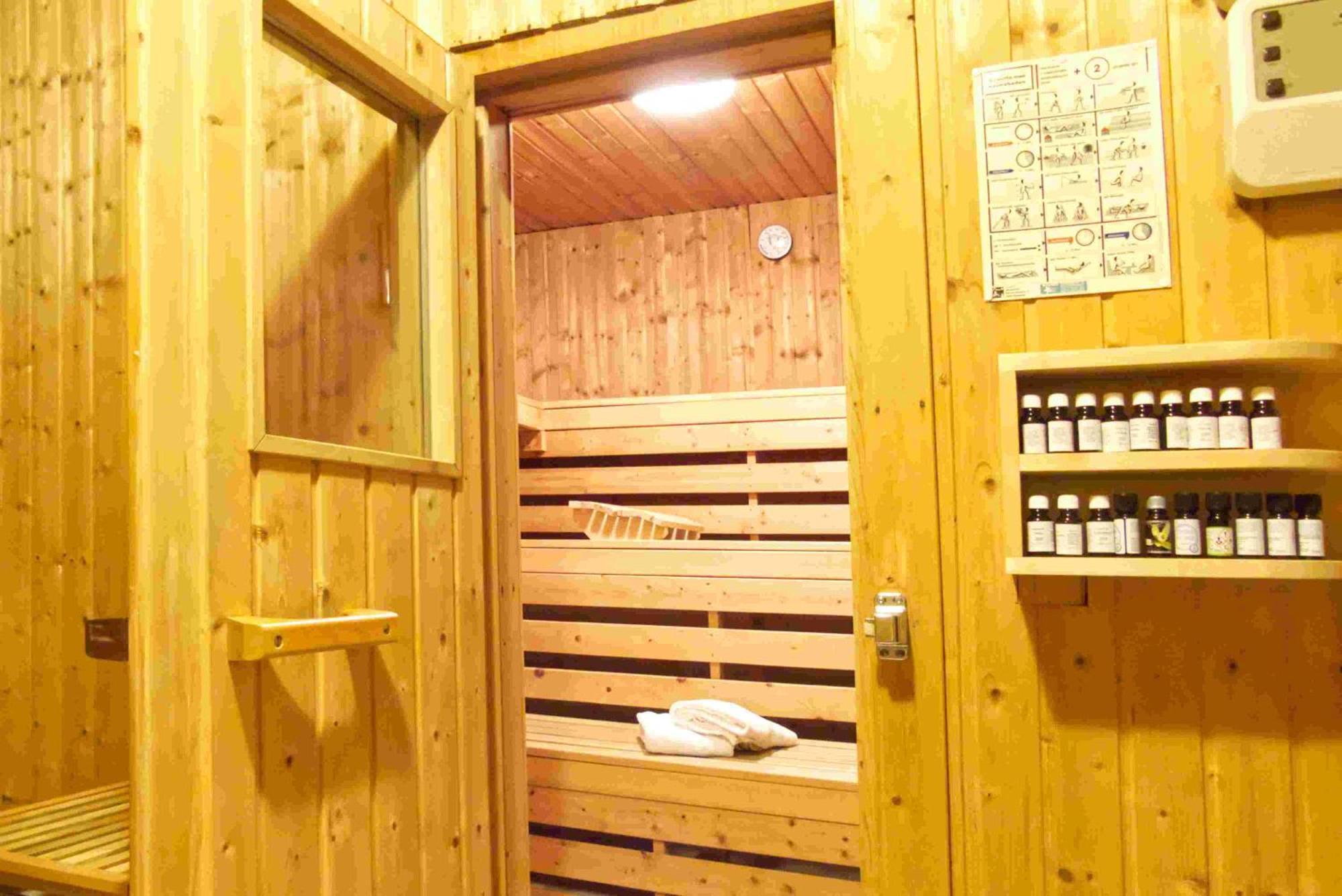 Garnihotel Zur Linde - Bayerischer Wald - Aktivcard Mit 154 Kostenfreien Leistungen - Kostenloser Parkplatz โลห์แบร์ก ภายนอก รูปภาพ